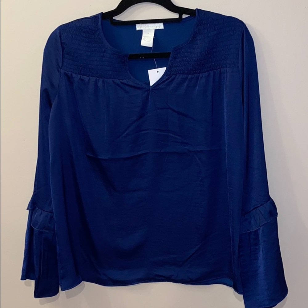 NWT Design history satin top